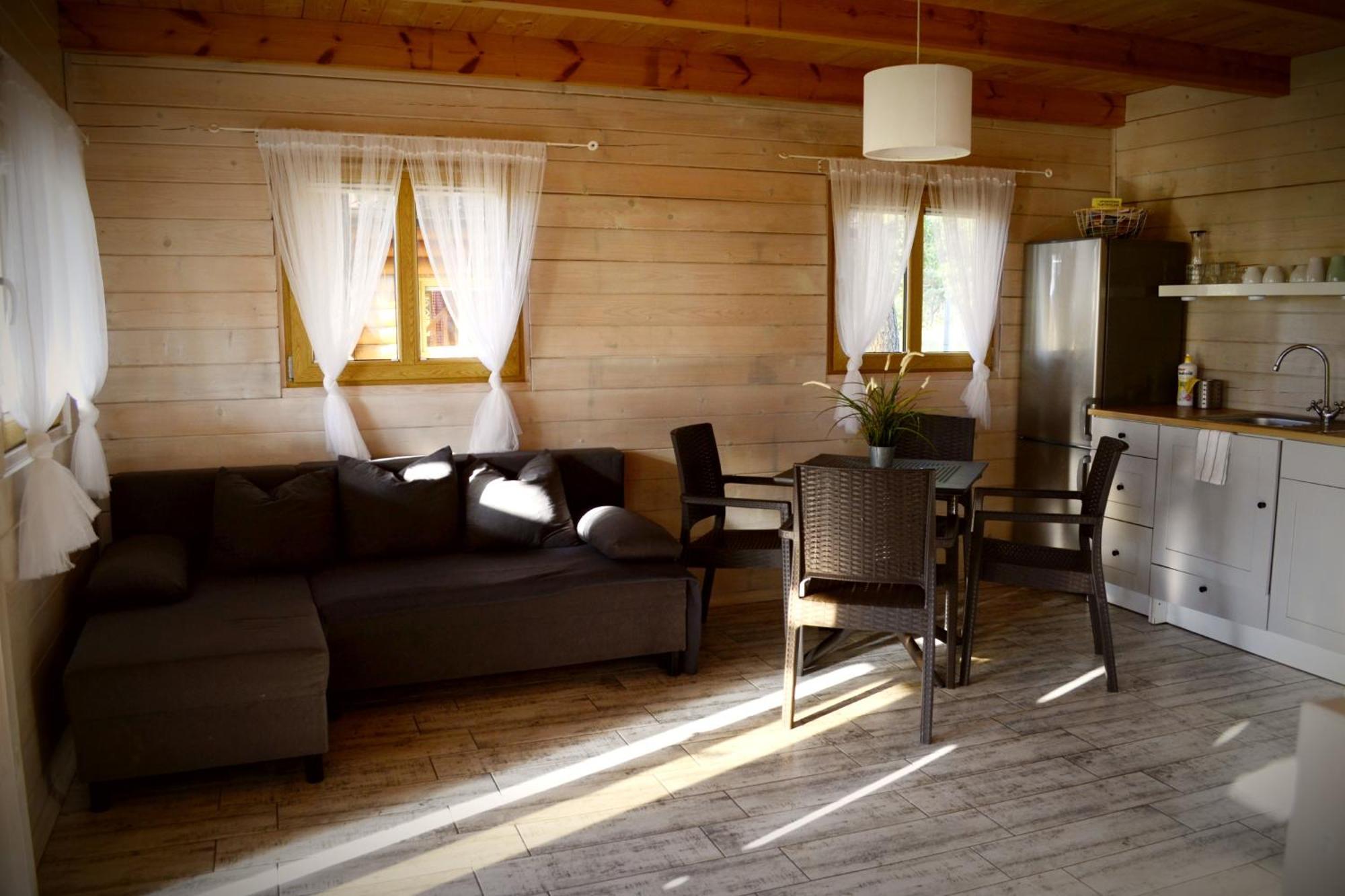 Camping Szczecinek Domy Wypoczynkowe Exterior foto