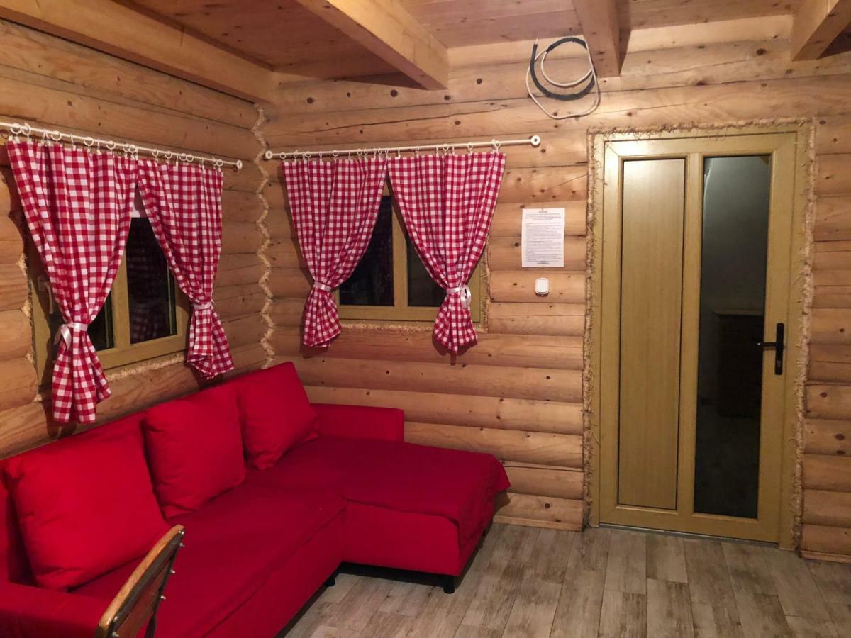 Camping Szczecinek Domy Wypoczynkowe Exterior foto